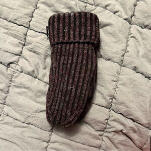 lululemon athletica Striped Knit Mittens - Black and Burgundy (xsmall/small)